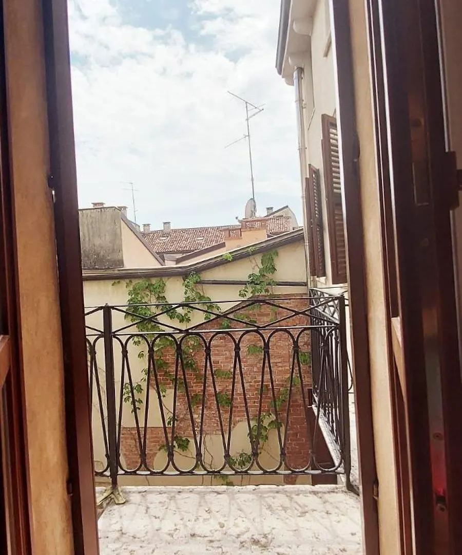 Elle Palace - Simply Elegant Verona Gasthof