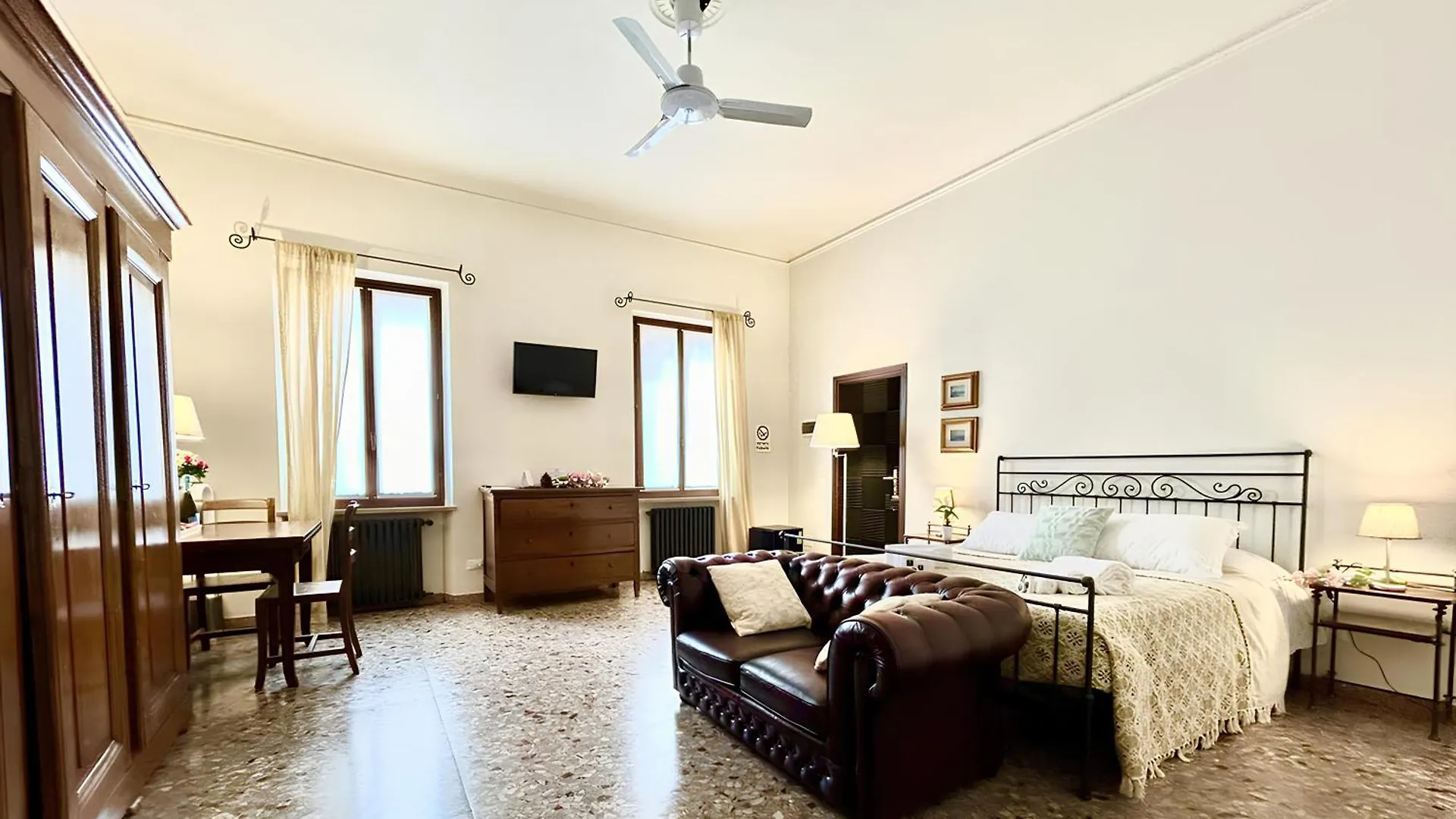 Elle Palace - Simply Elegant Verona